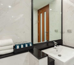 Двухместный номер Premium Deluxe двуспальная кровать в The Marina Phuket Hotel