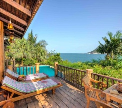 Двухместная Villa Plus Sea View Pool двуспальная кровать в Santhiya Koh Phangan Resort & Spa