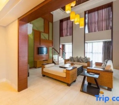 Люкс Deluxe Дуплекс с красивым видом из окна в Sanya Phoenix Waterside Gloria Resort