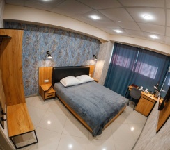Номер с собственной ванной комнатой вне номера в Comfort