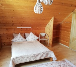 Семейный номер Standard с балконом и с красивым видом из окна в Апартаменты