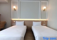 Двухместный номер Deluxe 2 отдельные кровати в Mayflower Grande Suite Hotel