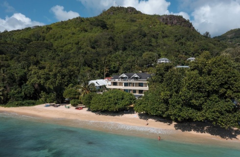 Сейшельские острова, остров Серф: Отель Crown Beach Hotel