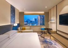 Двухместный номер Executive двуспальная кровать в Millennium Hilton Bangkok