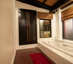 Бунгало Deluxe с видом на сад в LaLaanta Hideaway Resort