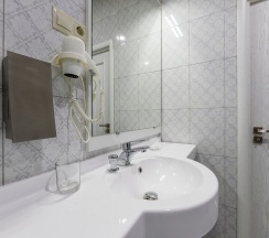 Джуниор Сюит Роял в Central inn