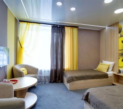 № 2 ПОЗИТИВ, № 8 СТОП КАДР, № 9 КОРРИДА.  Двухместный улучшенный номер с 2 односпальными кроватями в Smile