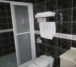 Четырёхместный номер Standard с балконом в Zen and Pine Resort