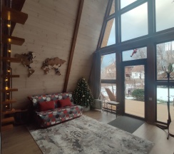 A-frame house в А-фрейм Рыжая Такса