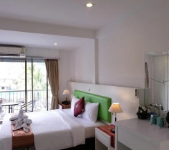 Двухместный номер Deluxe (2 отдельные кровати) в Armoni Patong Beach Hotel