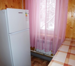 Номер стандарт с 3 двуспальными кроватями в Северное сияние