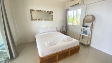 Номер Standard в Issara Beach Resort