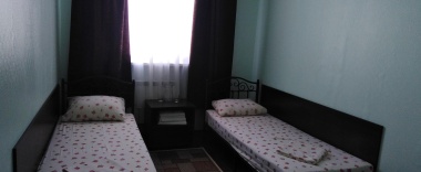 Комната с 2 односпальными кроватями (удобства на этаже) в Мираж