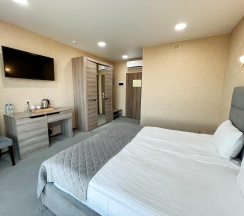 Номер стандарт с 1 двуспальной кроватью в Grand sapphire hotel