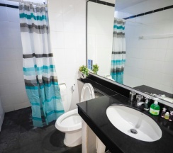 Двухместные апартаменты Superior двуспальная кровать в Karon Studio Apartment