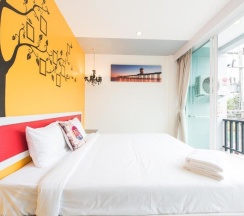 Двухместный номер Standard с балконом двуспальная кровать в Slowlife Beach - Hostel