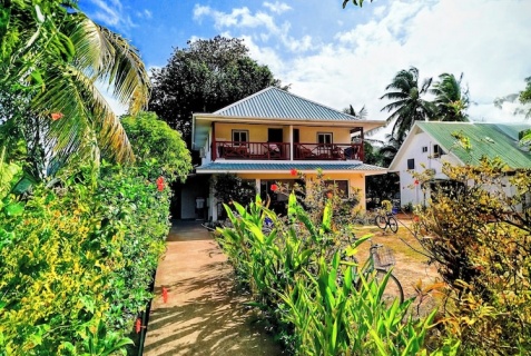 Ла-Диг: Гостевой дом Lucy's guesthouse