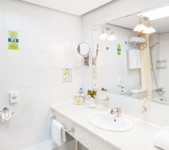 Делюкс с балконом и видом на парк в Вознесенский