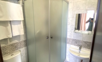 Улучшеный номер с двумя односпальными кроватями в Старая Мельница