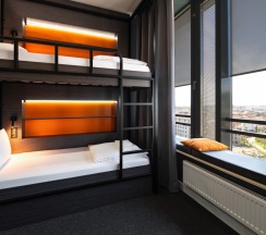 Стандарт двухкомнатный 7-местный с  2-х ярусными кроватями в Delta Sirius