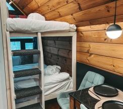 Дом на дереве Цветы сакуры в Вазуза Лав