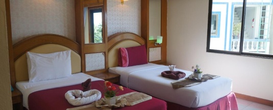 Двухместный номер Superior 2 отдельные кровати в Lamai Hotel