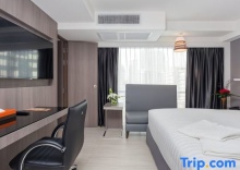 Номер Superior с видом на город в Grand 5 Hotel & Plaza Sukhumvit Bangkok