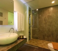 Двухместный номер Deluxe (2 отдельные кровати) в Armoni Patong Beach Hotel