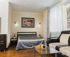 Полулюкс в Виктория