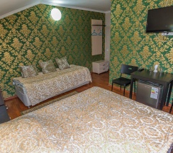 Трехместный номер Делюкс в Натали