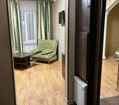 Номер улучшенный с 1 двуспальной кроватью в Русь