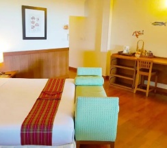 Двухместный люкс Cliff Beach c 1 комнатой двуспальная кровать в Birds and Bees Resort