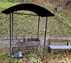 Двухместное бунгало с красивым видом из окна двуспальная кровать в Бунгало у реки