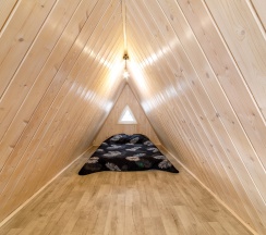 A-frame house в Bathouse58