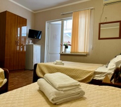 Стандартный 4х-местный номер в Арарат