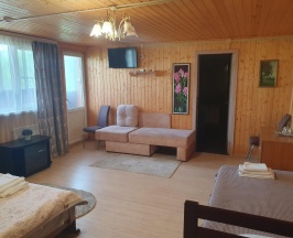 Люкс с балконом трехместный в Myesto