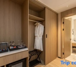 Трёхместный номер Deluxe в Laya Resort Phuket Island