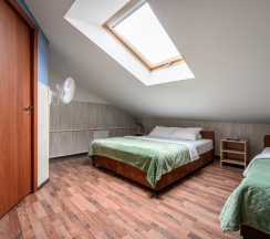 Трехместный номер с мини-кухней в Риверсайд