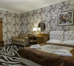 4-местный номер люкс в Home Hotel