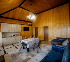 Люкс номер с прямым видом на море на 4-5 человек. в Golden beach