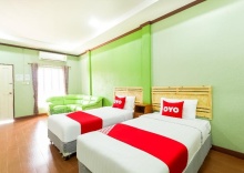 Двухместный номер Standard 2 отдельные кровати в OYO 359 Golden Nakara Place (Vaccinated Staff)