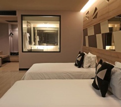 Двухместный номер Deluxe с видом на море 2 отдельные кровати в Tsix5 Phenomenal Hotel Pattaya