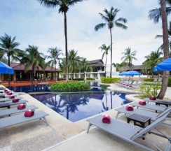 Двухместный семейный номер Deluxe с балконом (двуспальная кровать) в Palm Galleria Resort