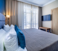 Двухместный комфорт с балконом в Blue Marlin Hotel