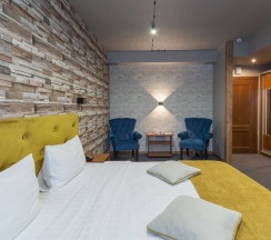 Просторный номер Классик с кроватью King-size в Loft Boutique Hotel