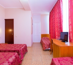 Четырехместный "Стандарт" с балконом в Аллес