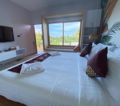 Двухместный номер Deluxe c 1 комнатой двуспальная кровать в Wayla Villa Maikhao Beach