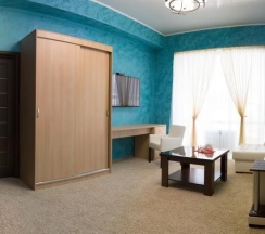 Номер люкс улучшенный в Гараж