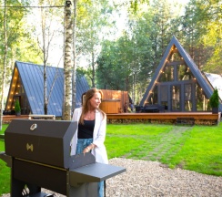 A-Frame № 1 (оснащение дома, стоимость купели и бани см. Подробнее) в Les holidays