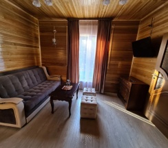 Четырёхместный номер Deluxe с красивым видом из окна в Сосновый бор